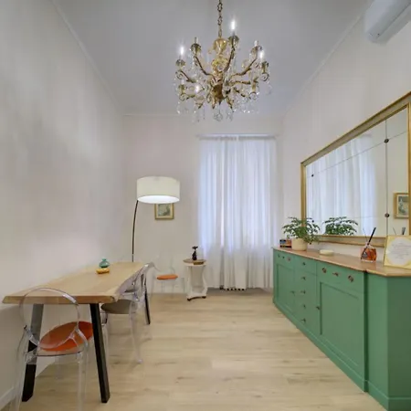 דירה Greta's House *